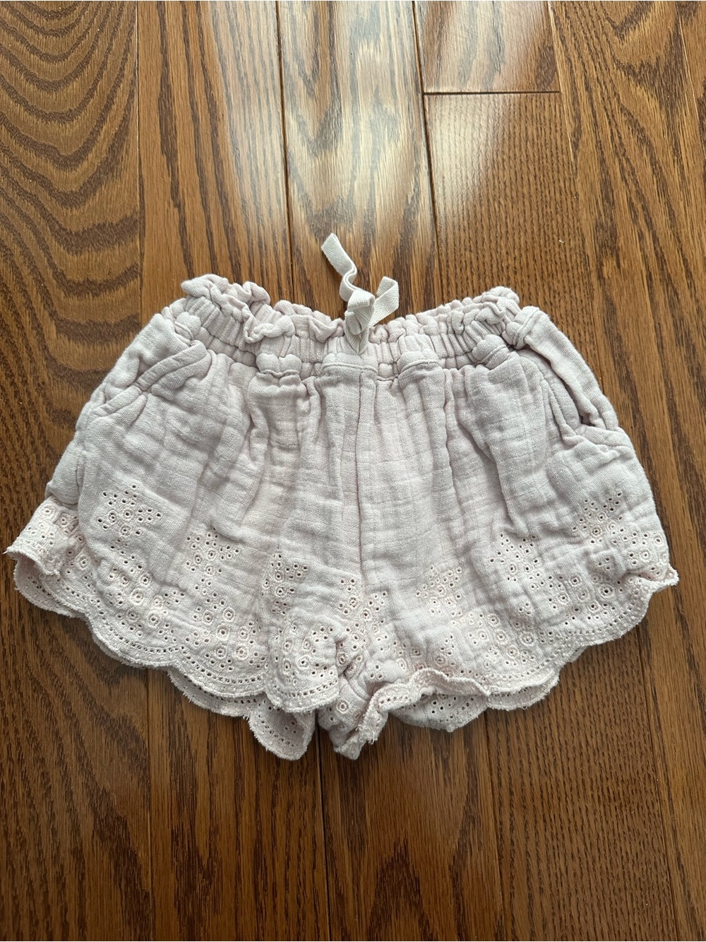 Jamie Kay 2t Pale pink/purple Eyelet Scallop Hem Shorts